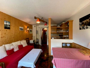Charmant 2 pièces + mezzanine, centre Chinaillon, balcon sud, parking privé - FR-1-241-190